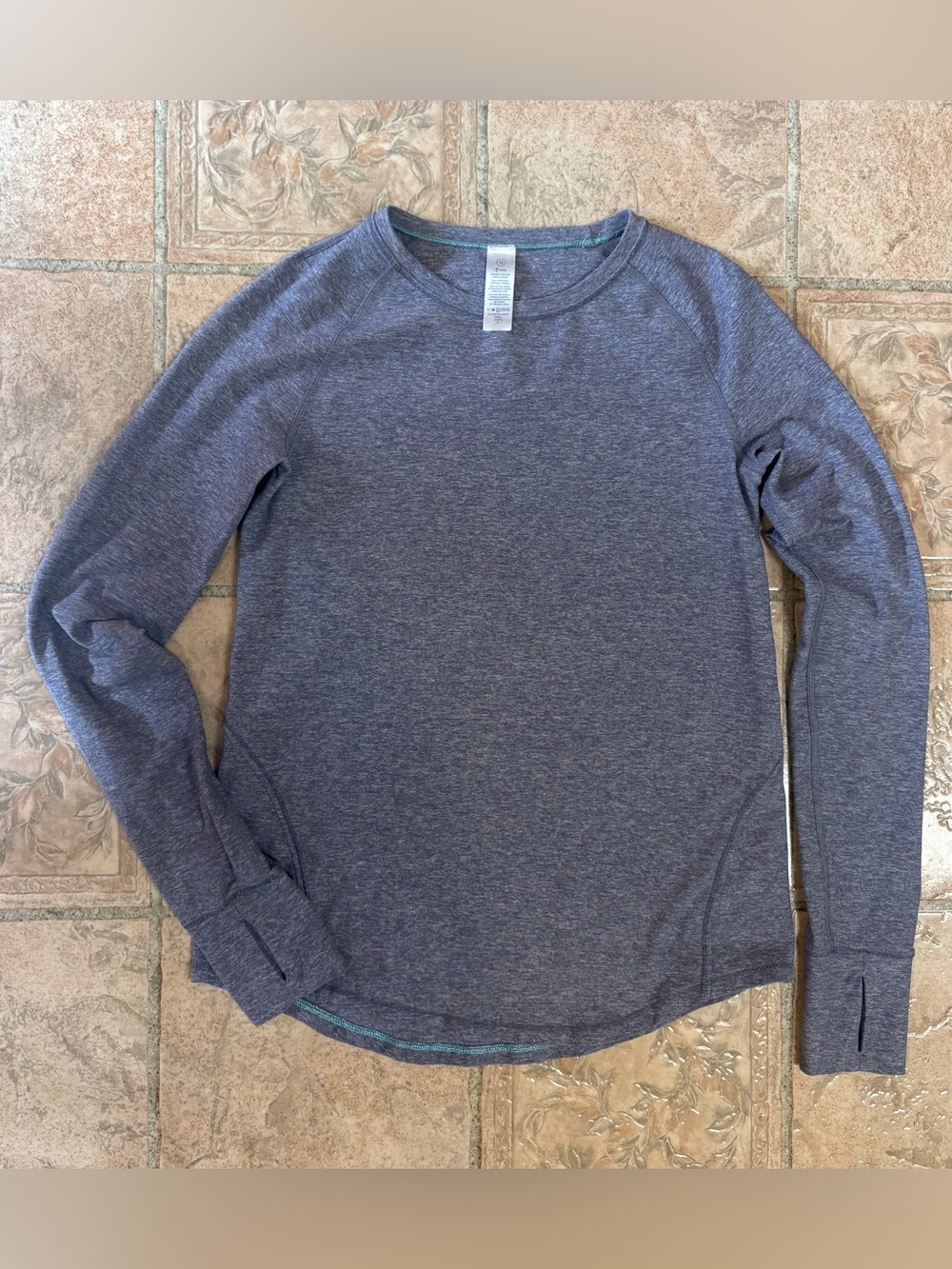 Ivivva long sleeve shirt